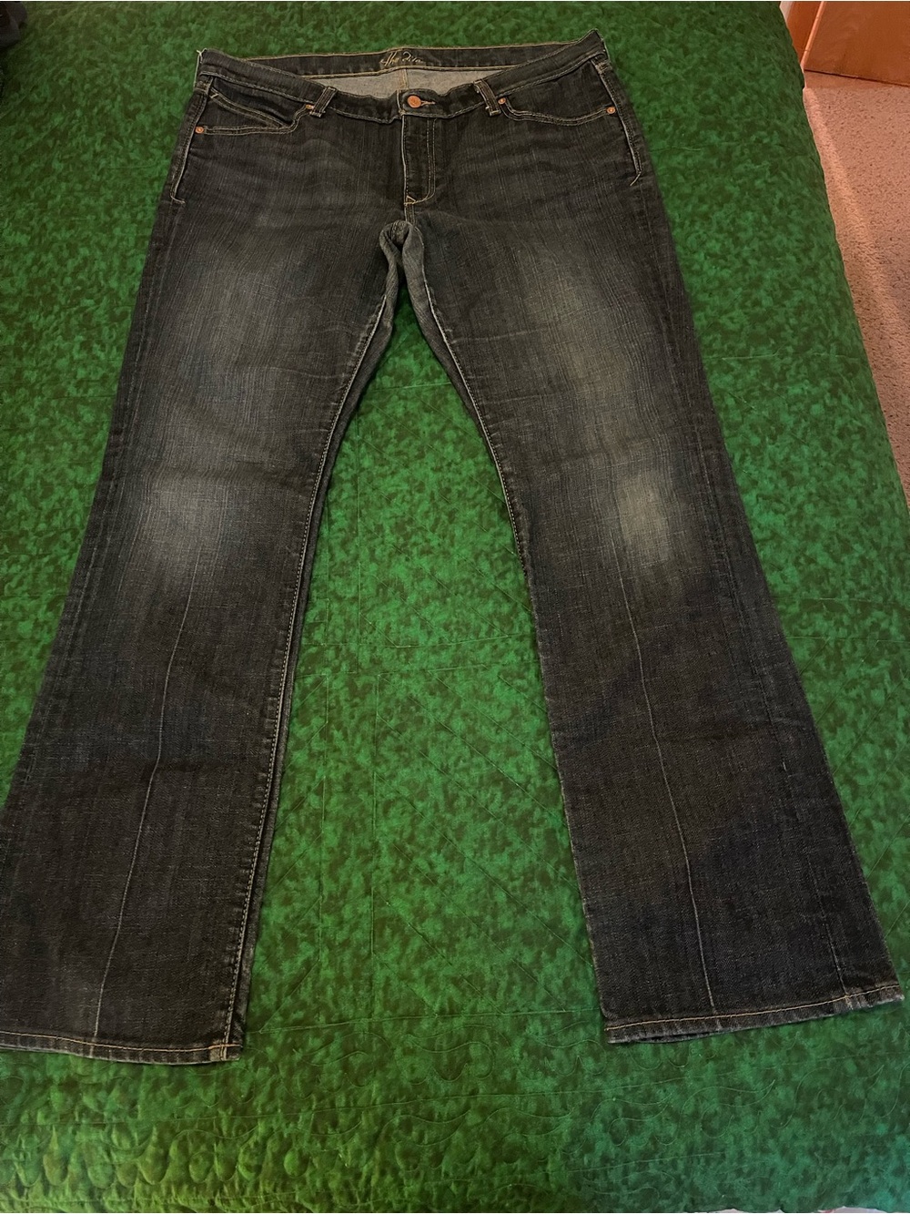 Old Navy Women’s Boot Cut Jeans - Dark Wash 16 Long The Diva Style NWOT - Picture 5 of 13